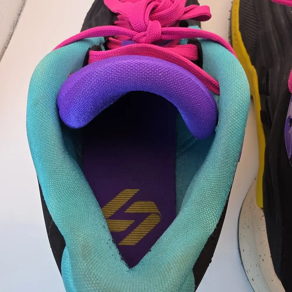 Jordan Luka 3 FQ1284-002 Men's Size 9 Black Pink Purple Basketball Shoes